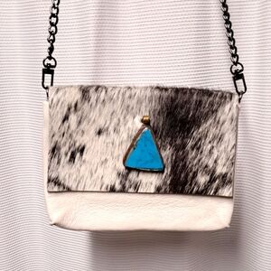 Evoke Leather Shoulder Bag